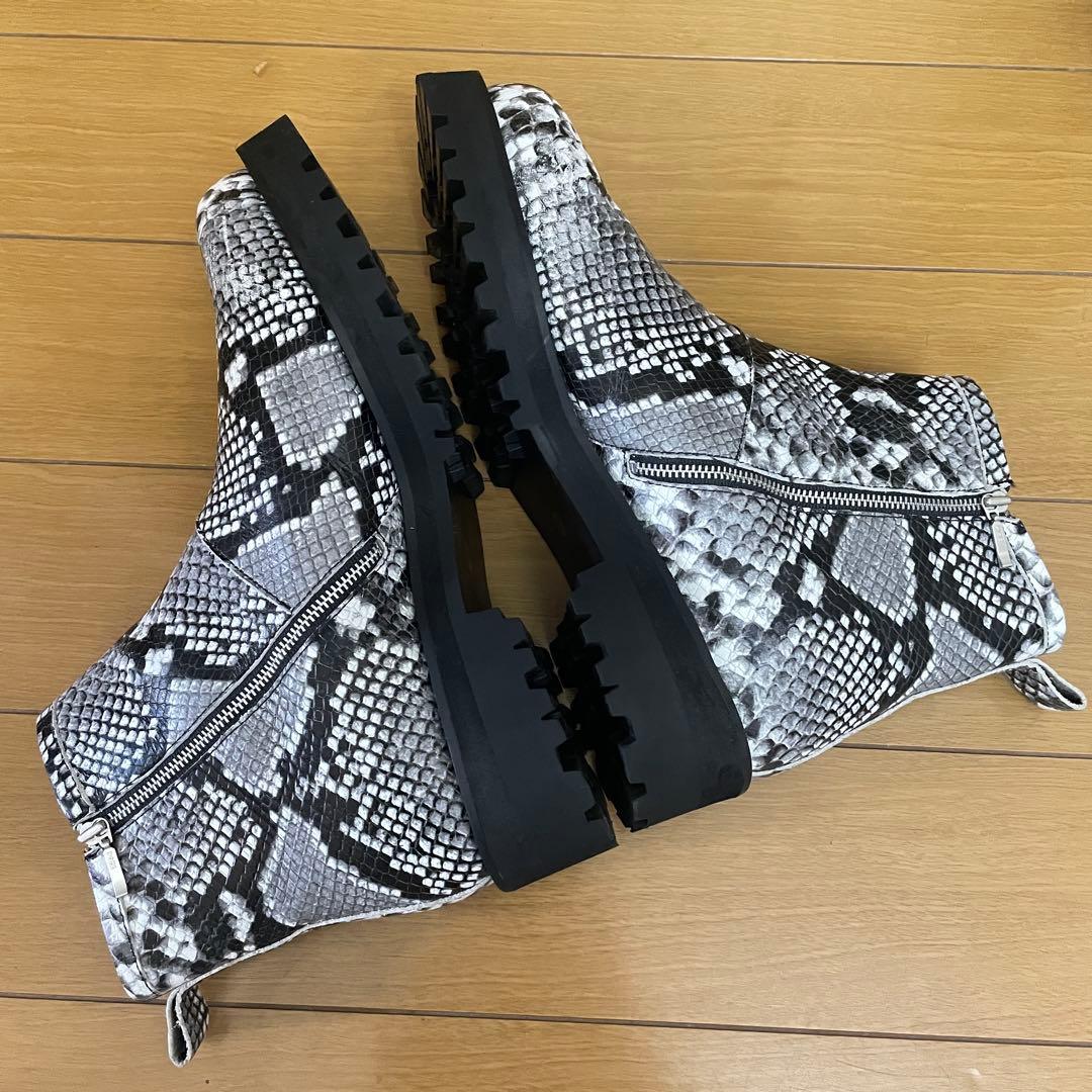 超美品 レア HARE パイソン柄 ショートブーツ レザー サイドジップ 厚底