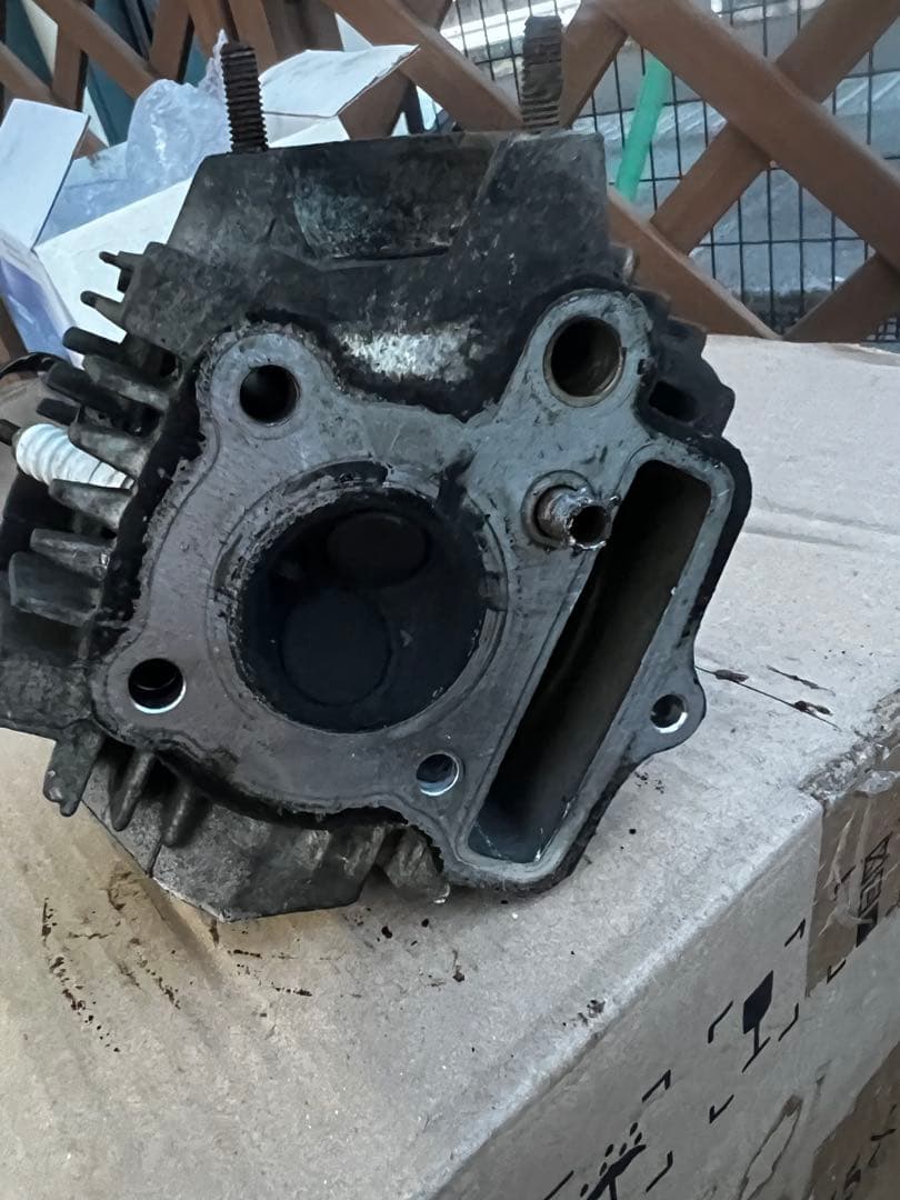 カブ50 純正エンジン　3速　12v 部品取り