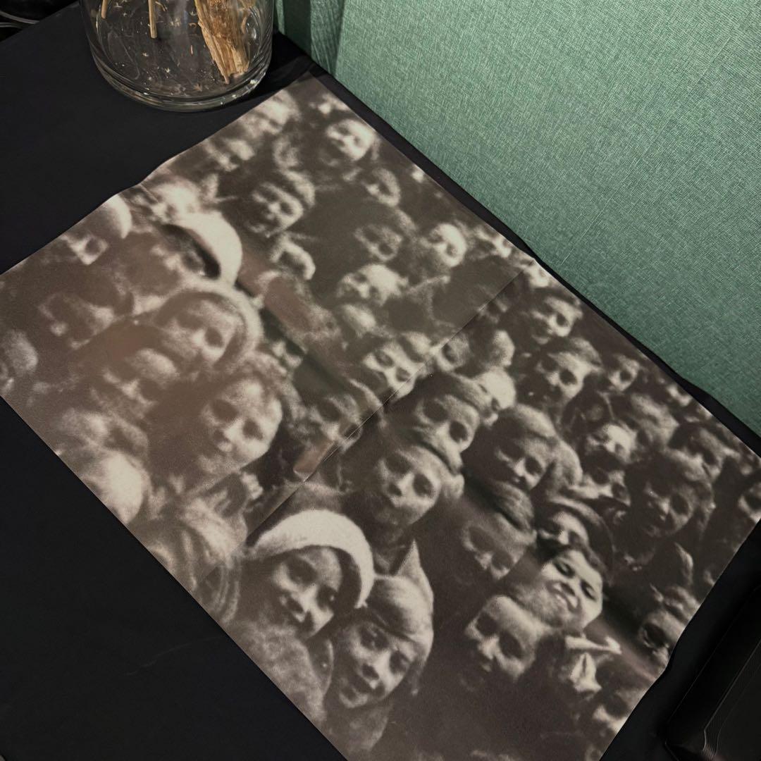 1998年発行美品ChristianBoltanskiアート新聞Agnès b.