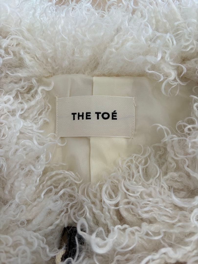 【新品未使用】THE TOE White fur coat Mサイズ