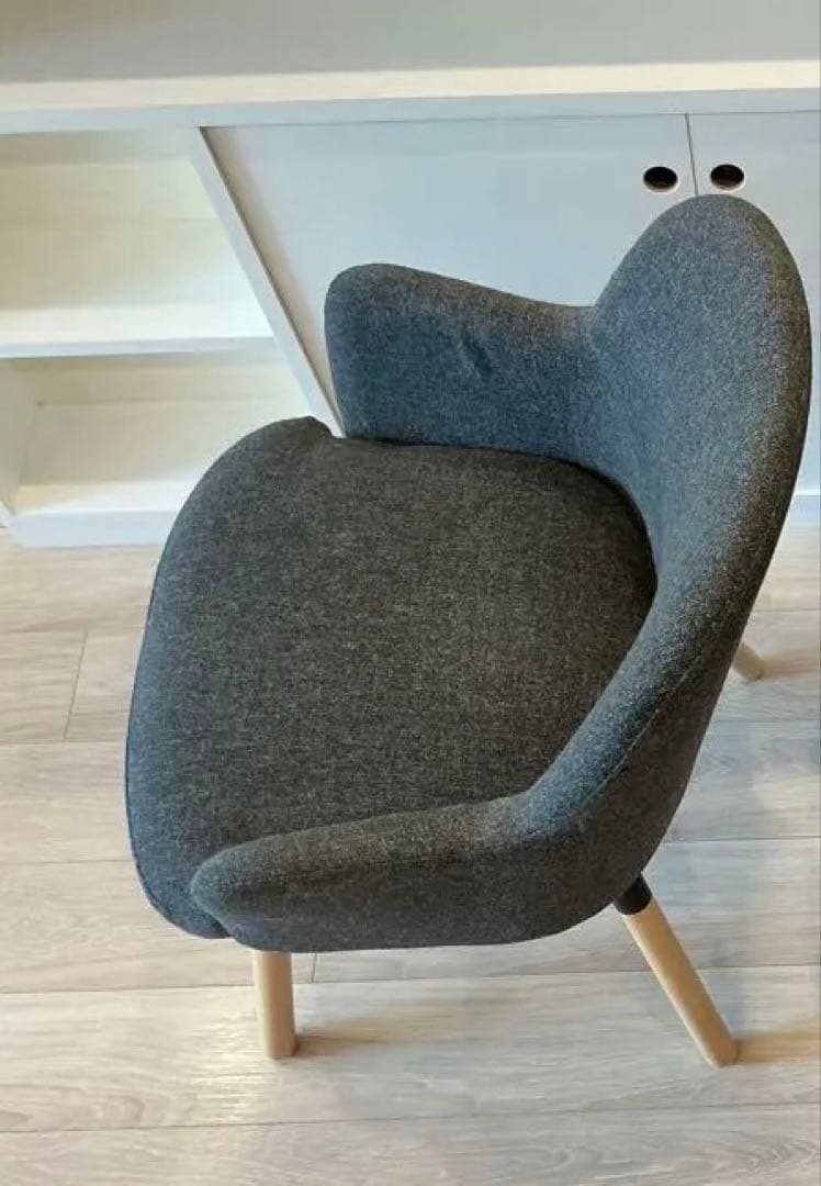 IKEA JANOLÖF（ヤノーロフ）チェア グレー　椅子