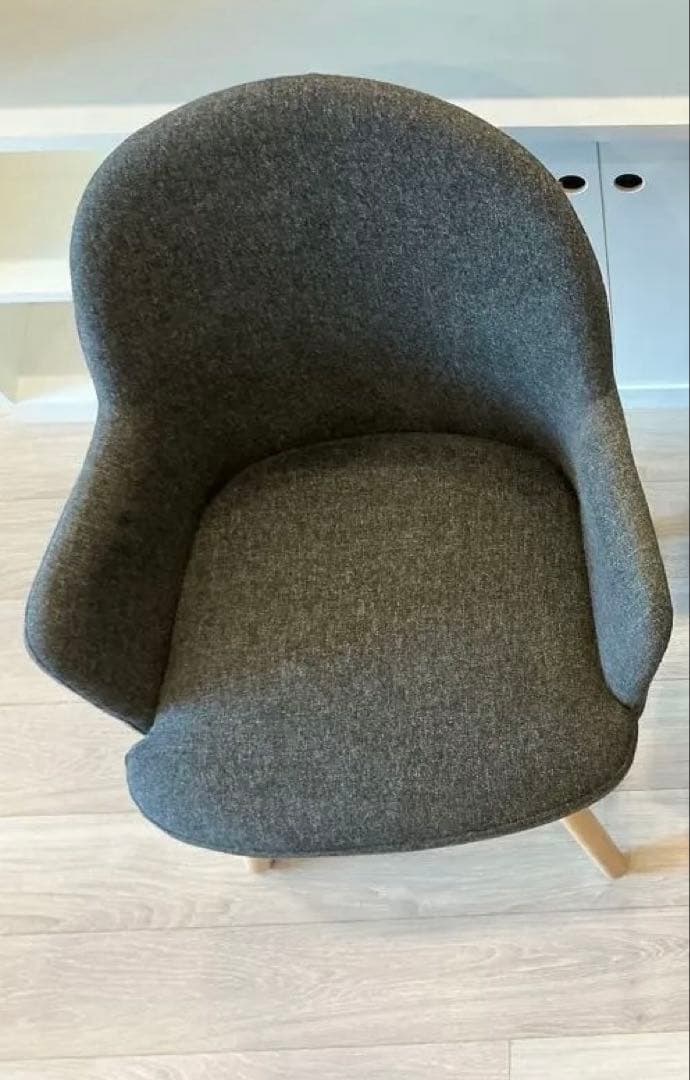 IKEA JANOLÖF（ヤノーロフ）チェア グレー　椅子