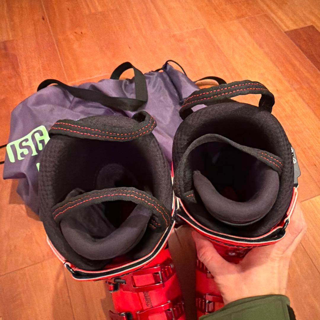 ATOMIC REDSTER スキー ブーツ レッド25.5cm