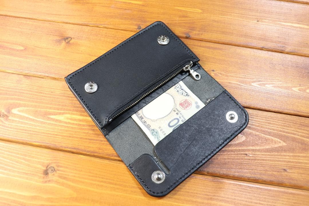 フラワースタッズ　ミドルトラッカーウォレット 　ハトメ小判カン付き