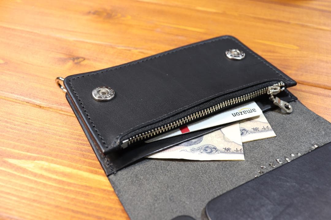 フラワースタッズ　ミドルトラッカーウォレット 　ハトメ小判カン付き