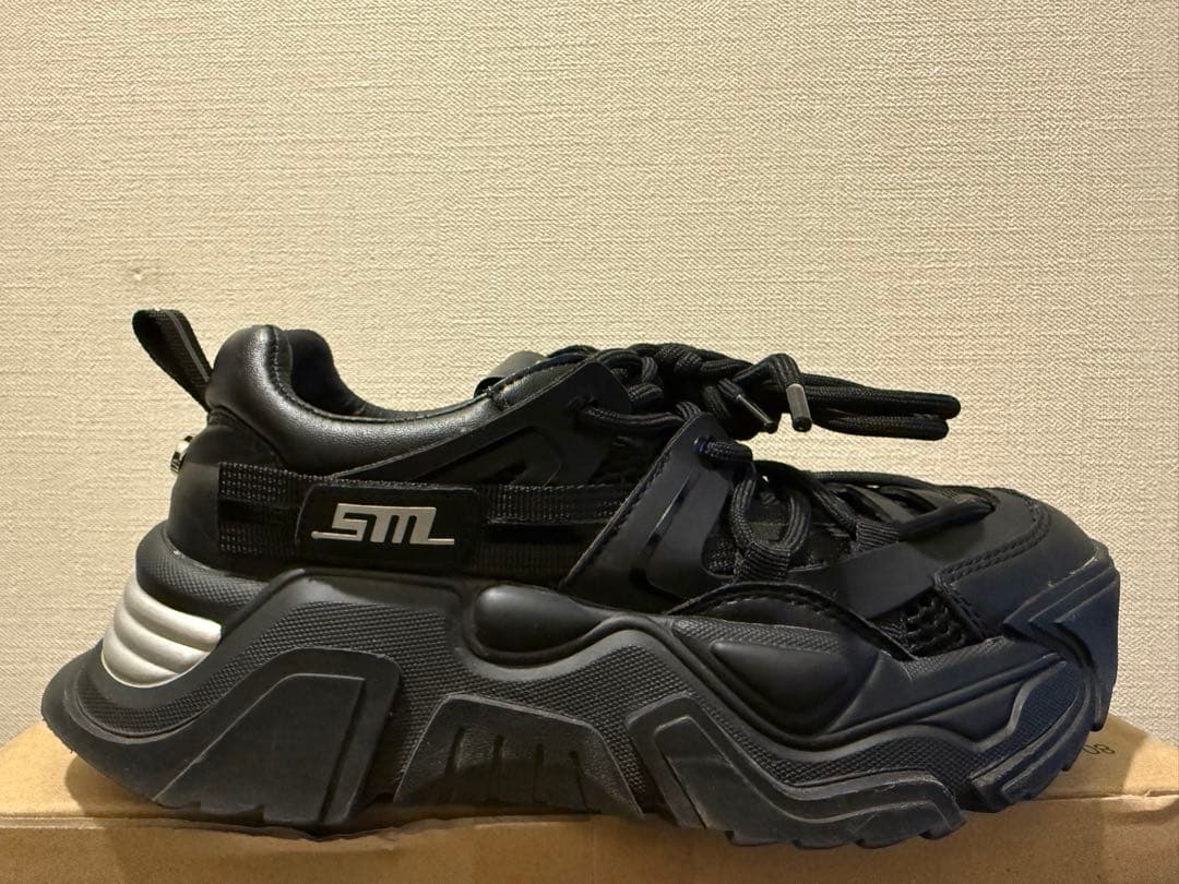 り⭐︎スティーブマデン ボリュームソールダブルレースアップスニーカー