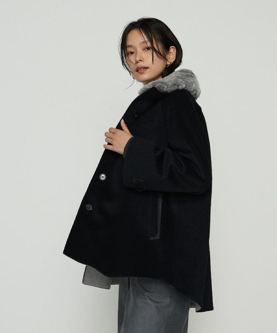 ⭐️とろこげ様⭐️コムサプラチナK.T　アンゴラウール Aラインショートコート