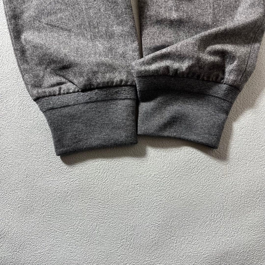 Kazu様。MONCLER ジョガーパンツ　羊毛　50