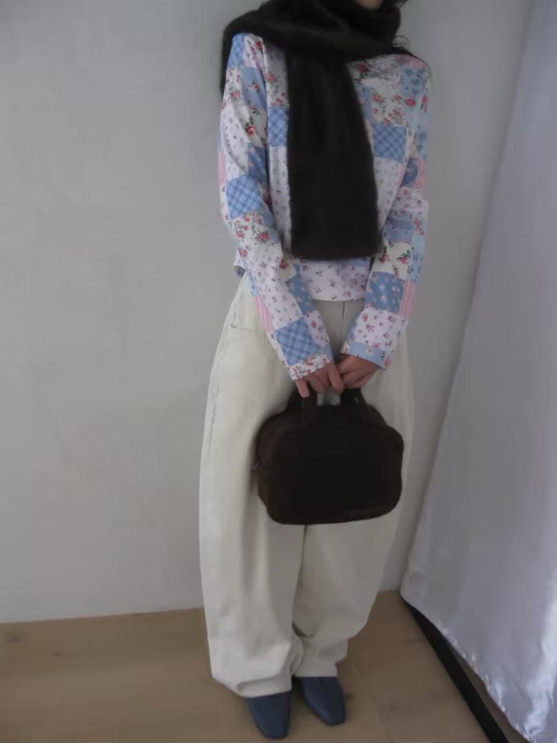 トップス smoothmood Shalott Floral Patchwork Tee