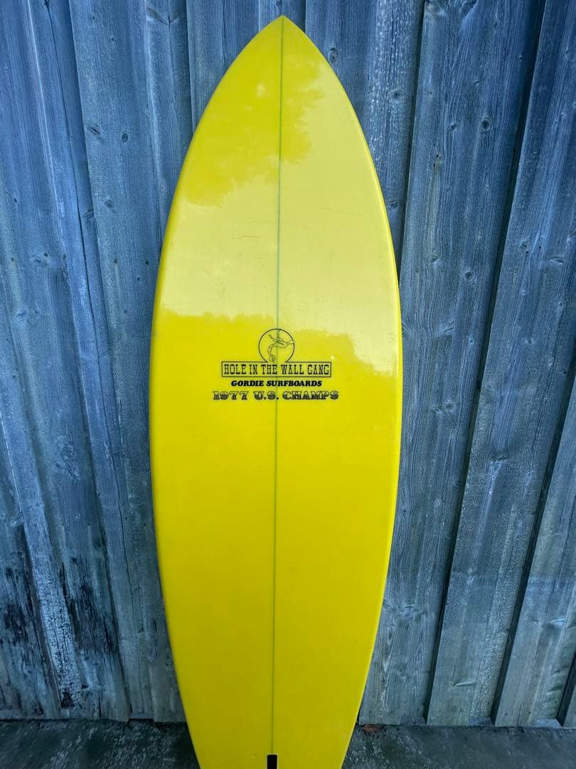 GORDIEサーフボード / 70`S Stinger 6`9