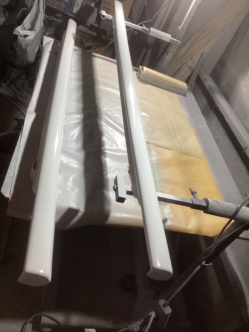 ハイエース200系ギブソンサイドステップ070塗装。