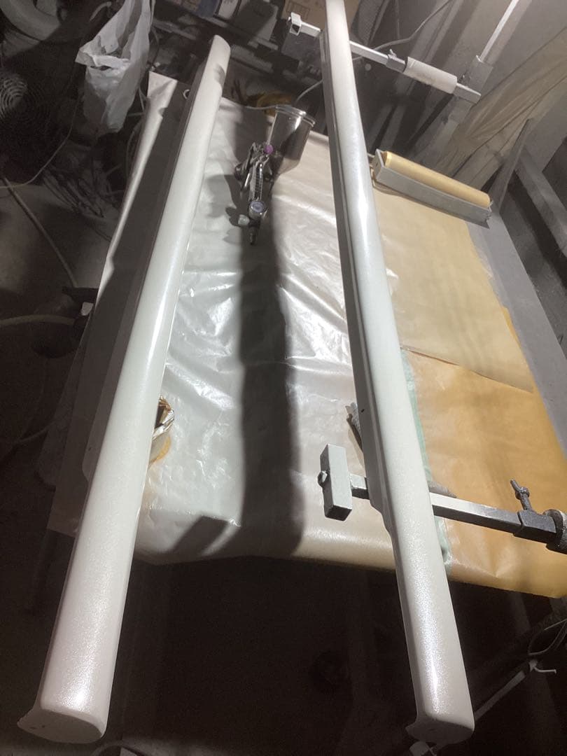 ハイエース200系ギブソンサイドステップ070塗装。