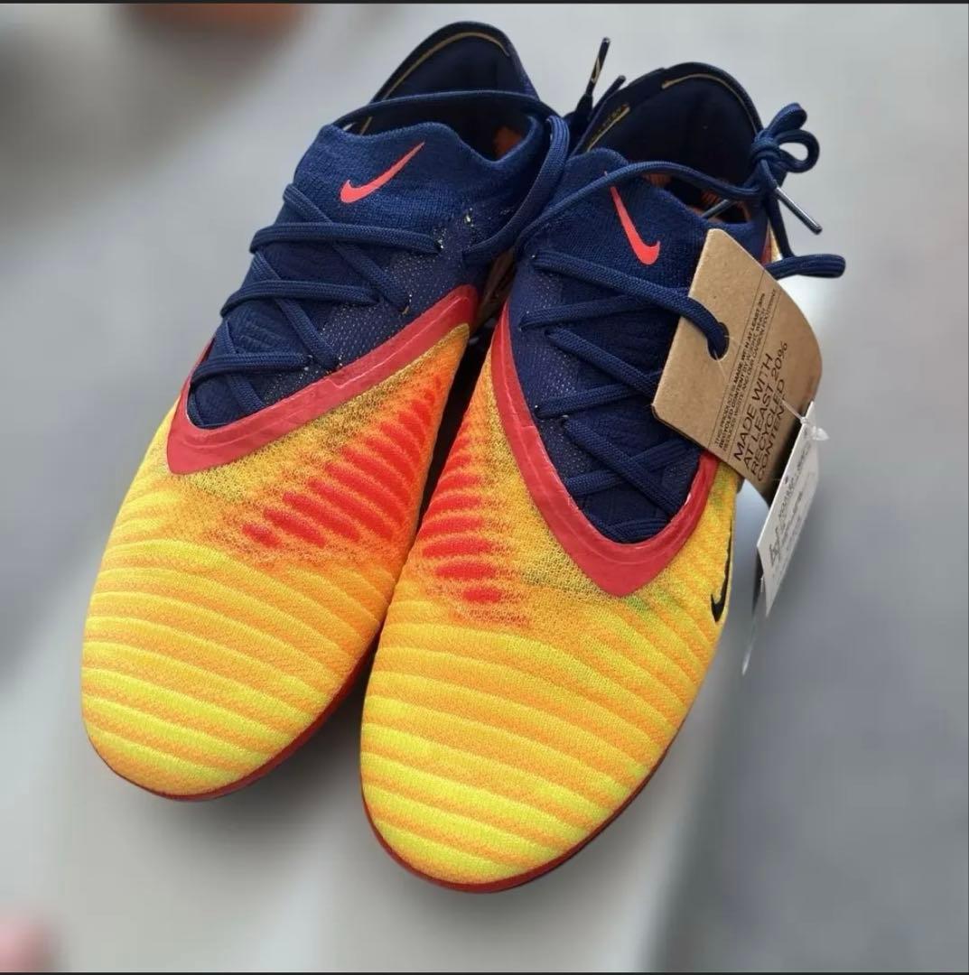 NIKE ファントム6 ハーランドモデル　FG25.5センチ