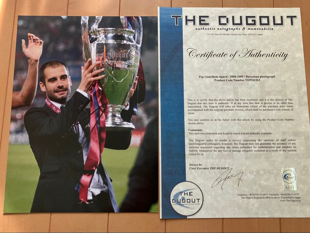 DUGOUT社　　グアルディオラ直筆サインフォト【値下げ交渉は遠慮なくどうぞ】