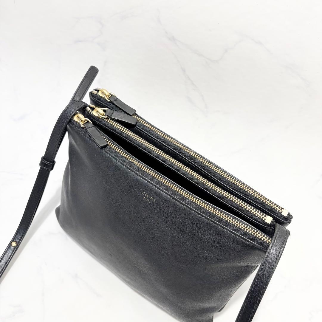 【極美品】CELINE セリーヌ　トリオラージ　ショルダーバッグ　ブラック