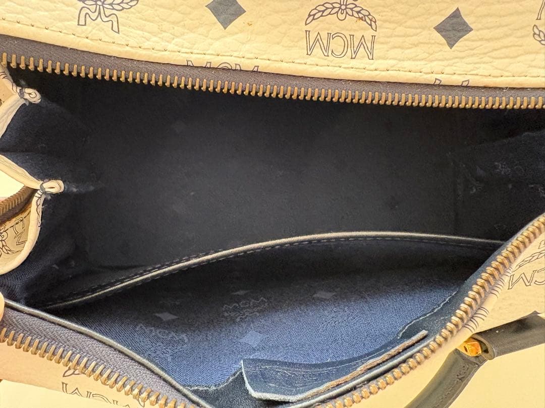 MCM ホワイト ロゴプリント ショルダーバッグ　2個セット