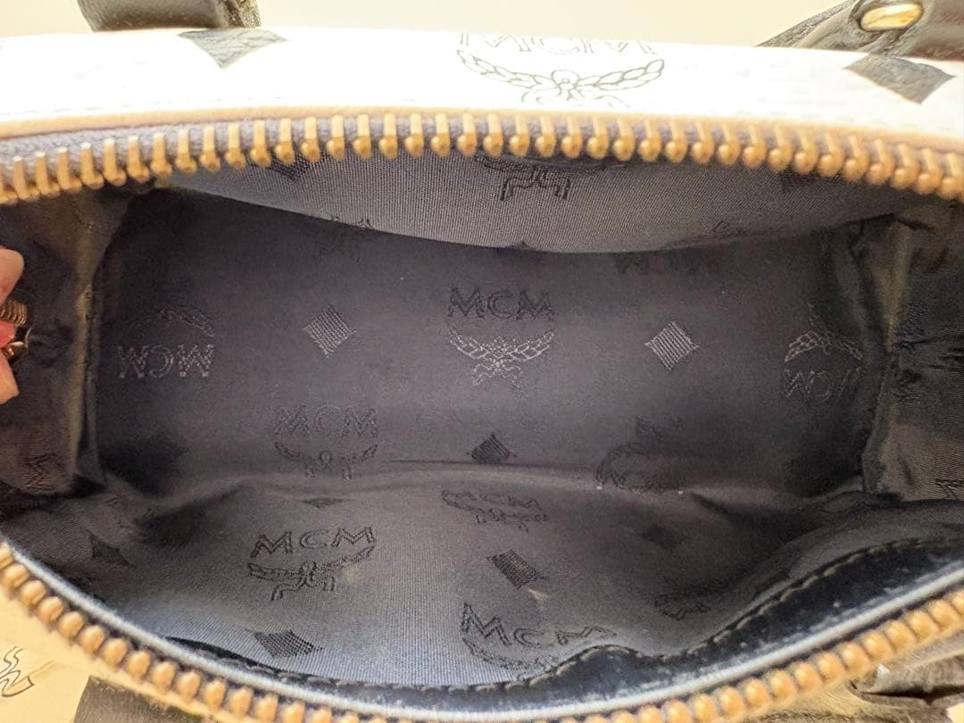 MCM ホワイト ロゴプリント ショルダーバッグ　2個セット