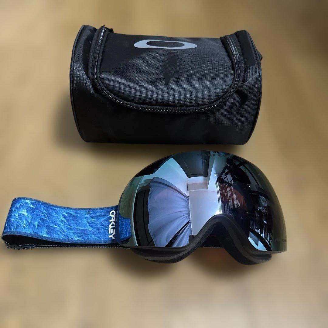 Oakley Flight Deck M 22-23モデル