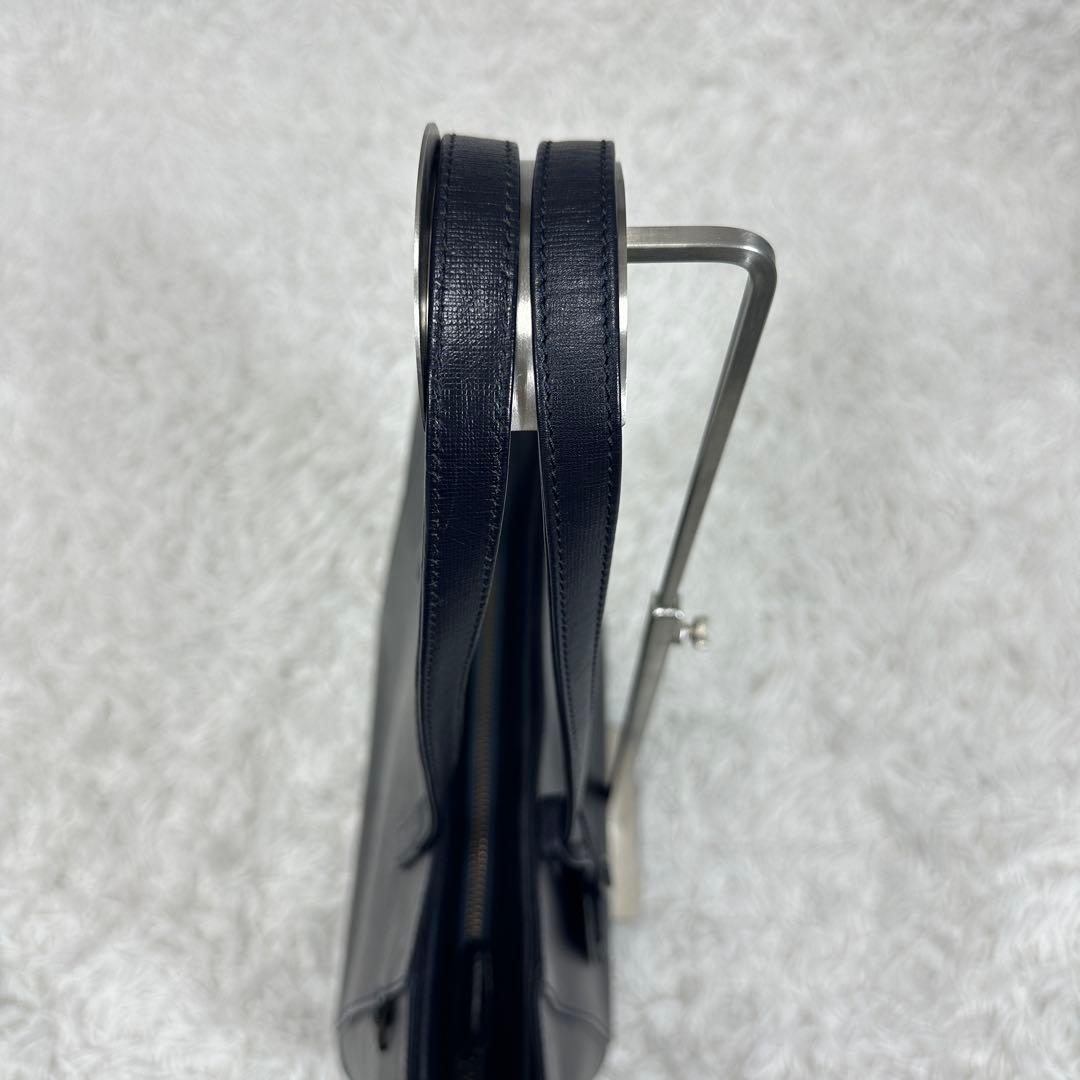 【マザーハウス】レザー トートバッグ 底鋲 A4可 肩掛け 通勤 通学