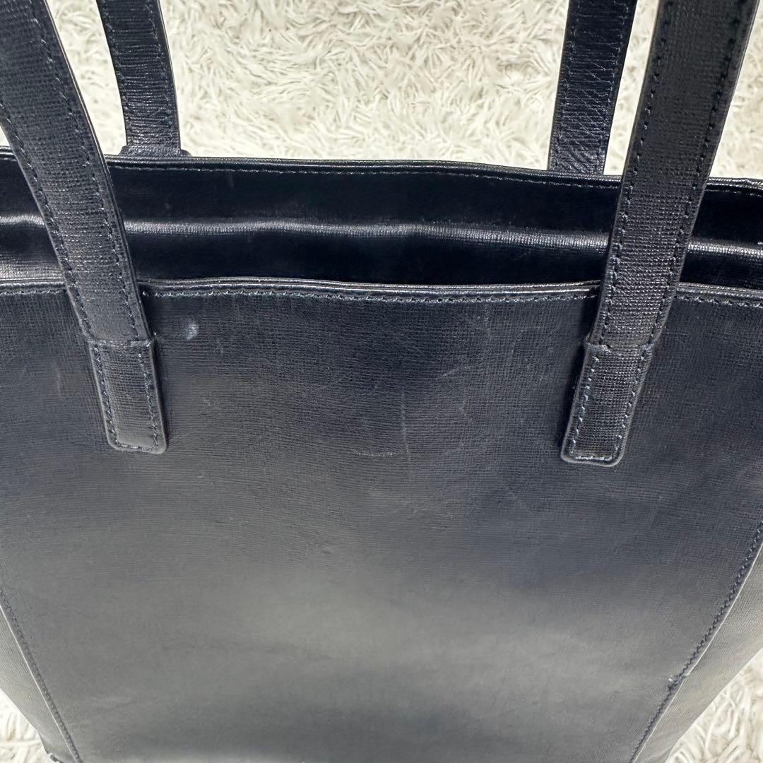 【マザーハウス】レザー トートバッグ 底鋲 A4可 肩掛け 通勤 通学