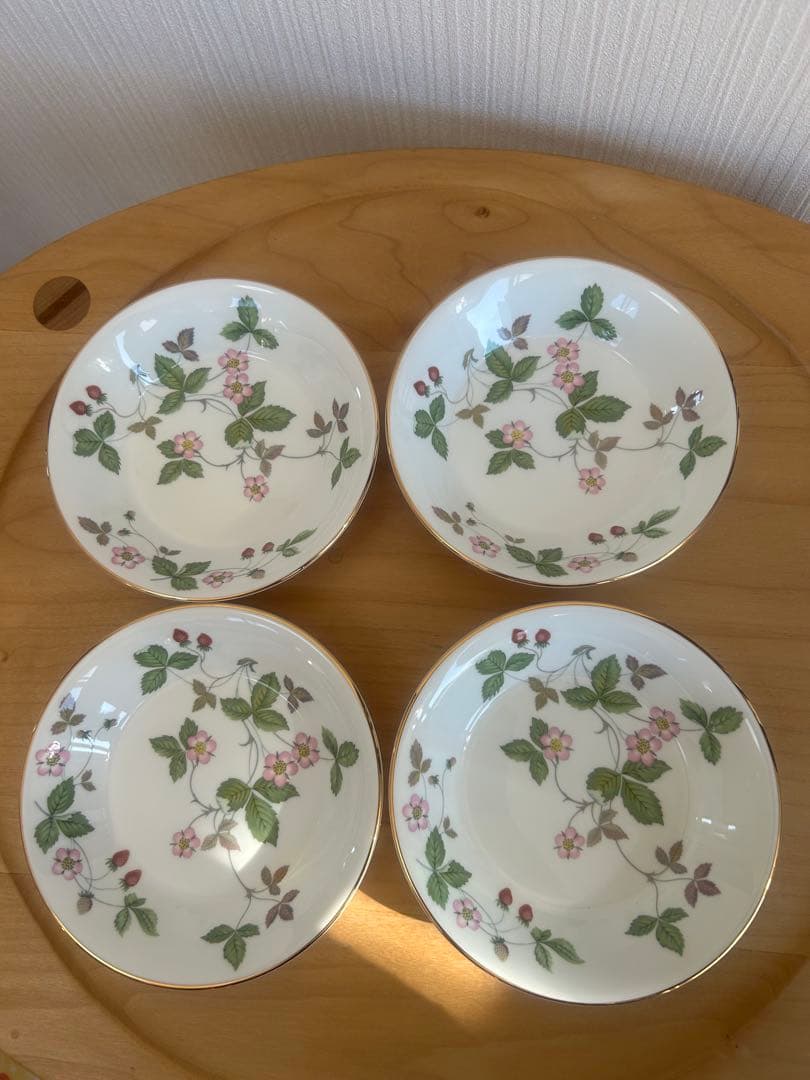 【ウェッジウッド】ワイルド ストロベリー フルーツソーサー4枚セット