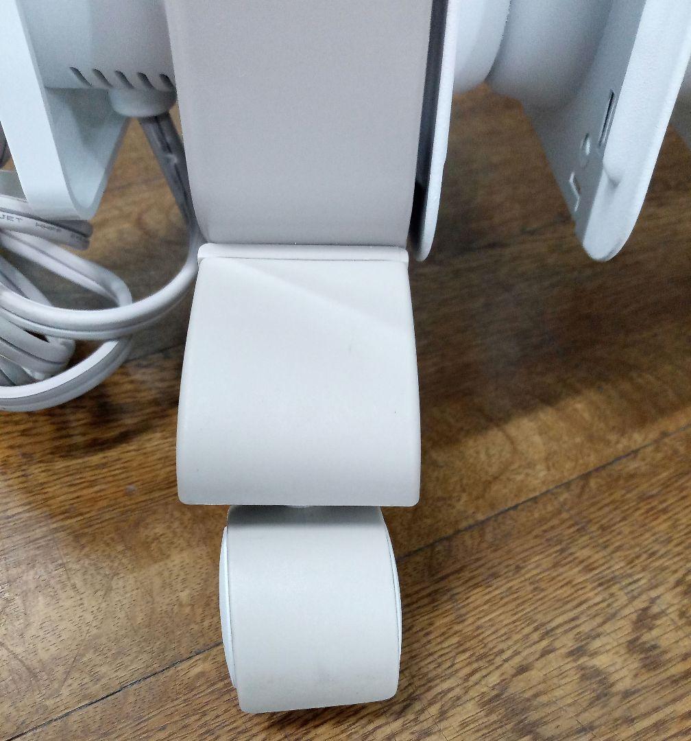 デロンギ　ヴェルティカルド　オイルヒーター　RHJ21F0812-WH