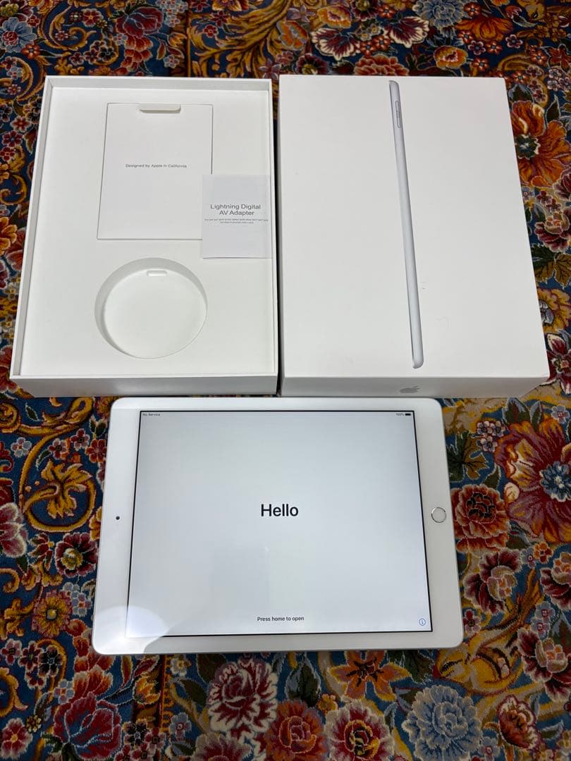 美品❗️iPad 第6世代 32GB Wi-Fi＋Cellularモデル