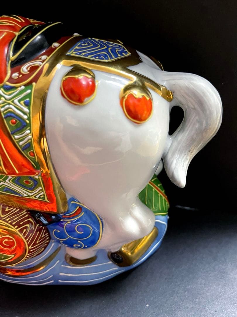 九谷焼　金の白馬　目標達成や人生の目的に向けて前進する