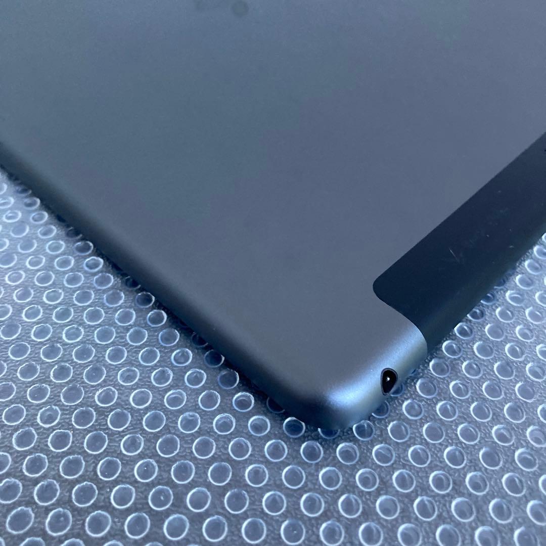 3751【早い者勝ち】電池ほぼ新品☆iPad8第8世代32GB SIMフリー☆