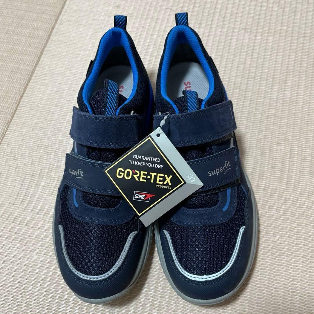 superfit GORE-TEX ベルト式キッズシューズ ネイビー/ブルー