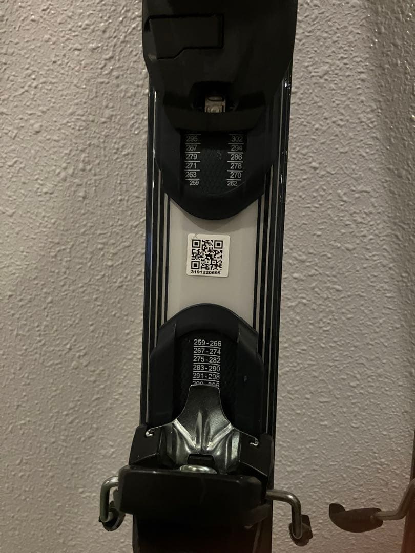 HEAD SHAPE V2 スキー板