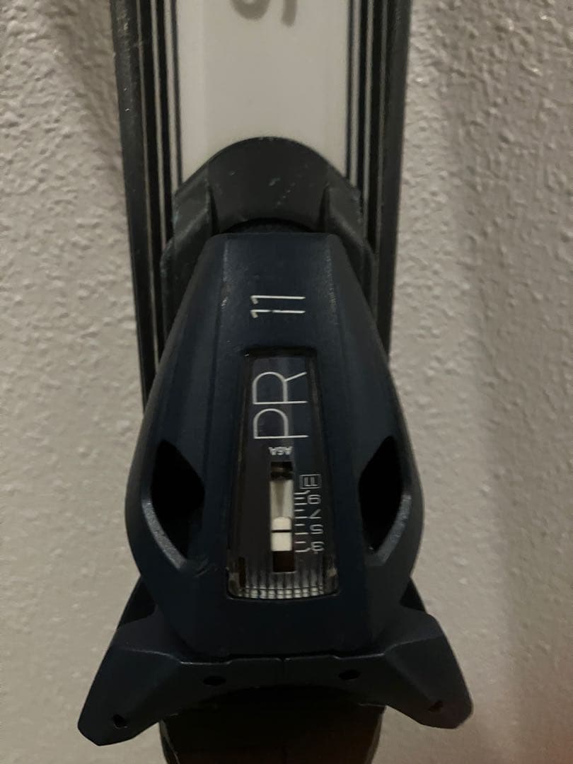 HEAD SHAPE V2 スキー板