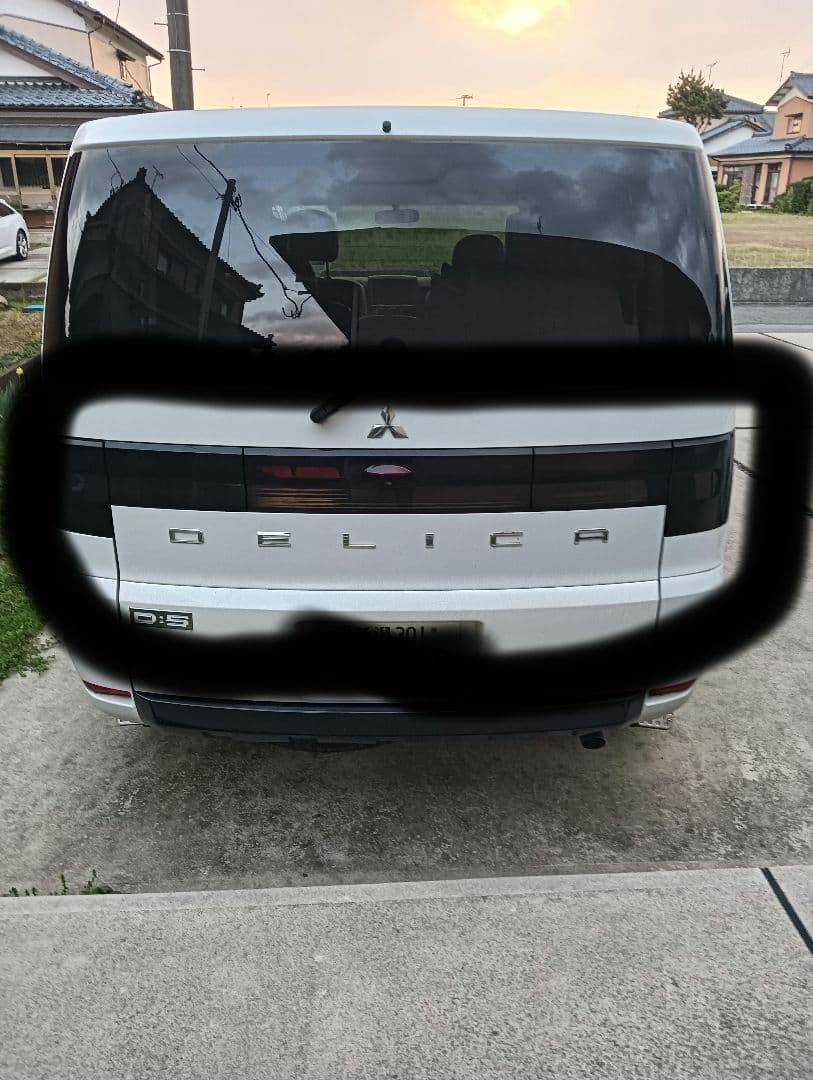 三菱 デリカ D5 テール