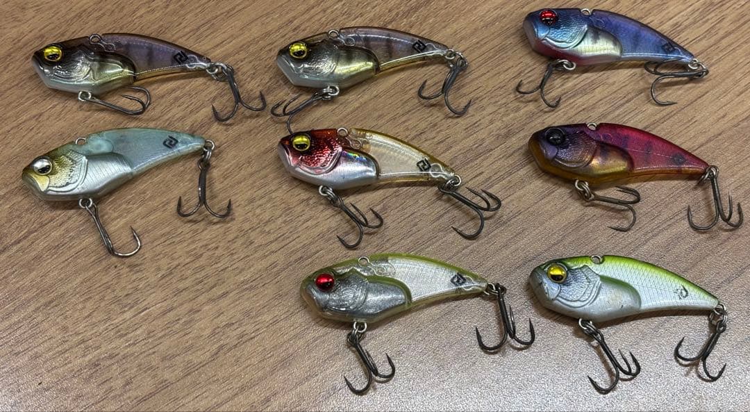 レイドジャパン　レベルバイブブースト　9.11g 8個セット