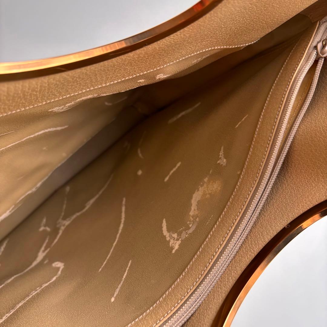 GUCCI ベージュ トートバッグ