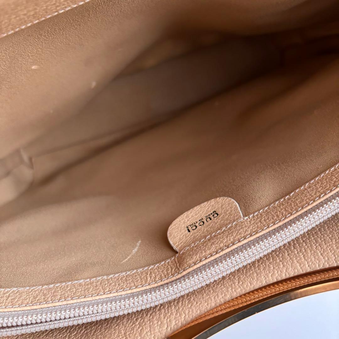 GUCCI ベージュ トートバッグ
