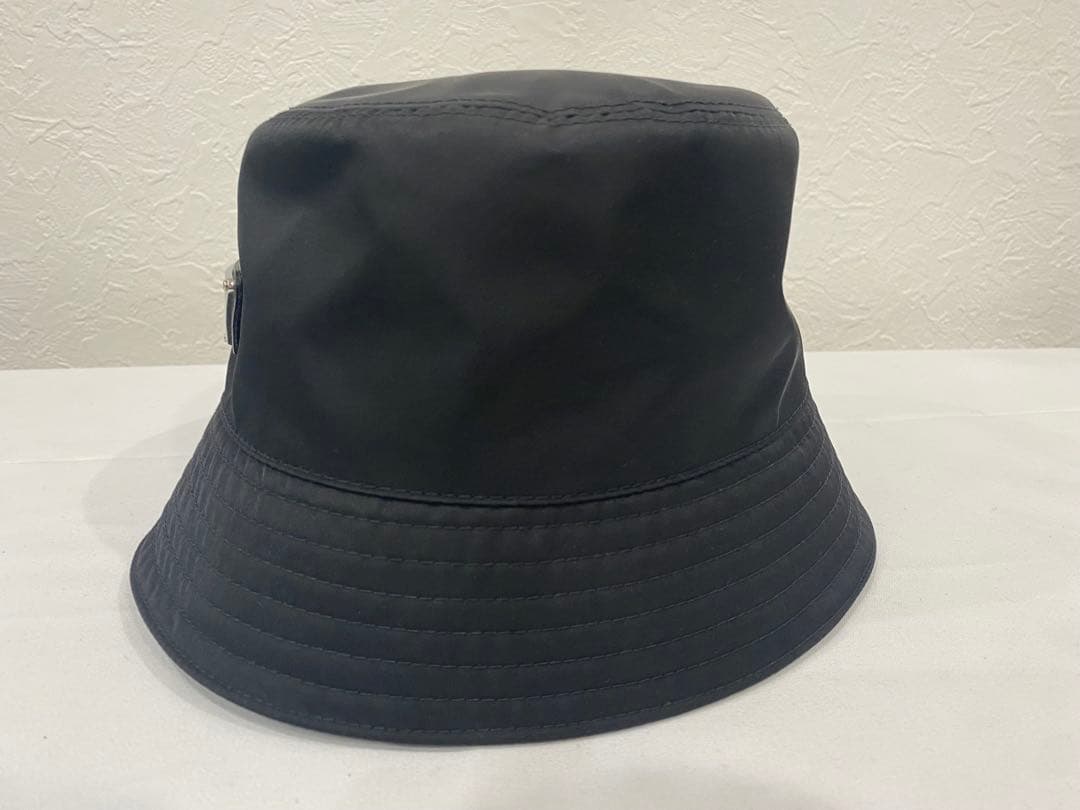 正規品 PRADA ブラック バケットハット Mサイズ