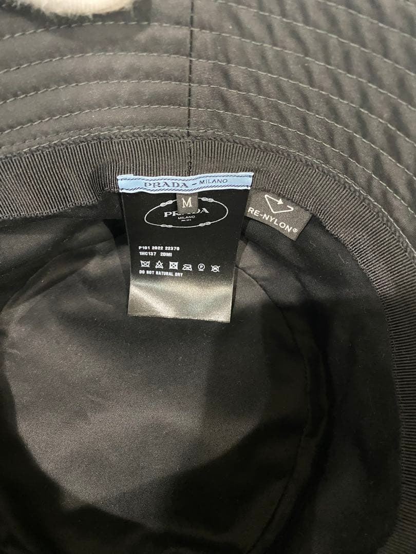 正規品 PRADA ブラック バケットハット Mサイズ