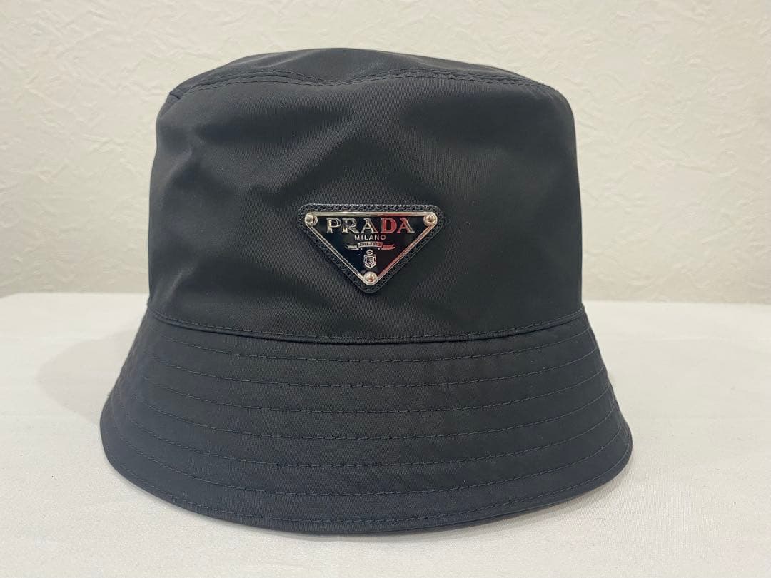 正規品 PRADA ブラック バケットハット Mサイズ