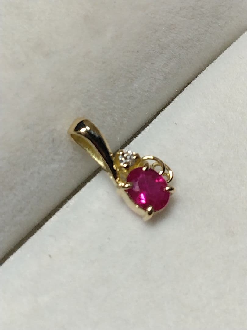 特別サービス品◆k18天然ルビー、ダイヤモンドつきペンダントトップ