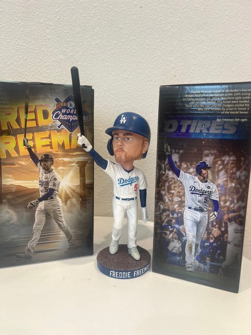 ドジャース　フレディ・フリーマン サヨナラ満塁ホームラン　ボブルヘッド