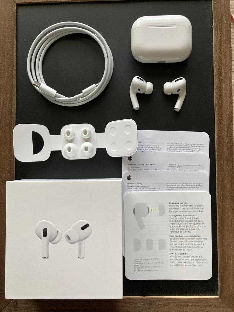 Apple AirPods Pro MLWK3JA エアポッズプロ