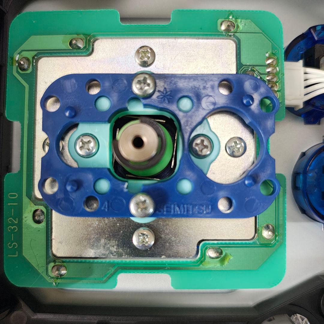 Mayflash Fightstick F500 レバー、ボタン換装済み