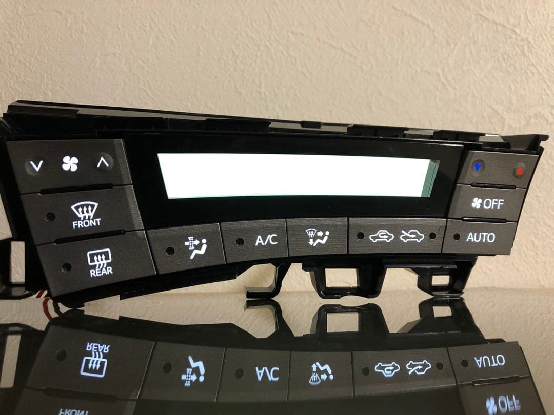ZVW30 プリウス　後期　エアコンパネル　エアコンスイッチ　LED打ち替え 5