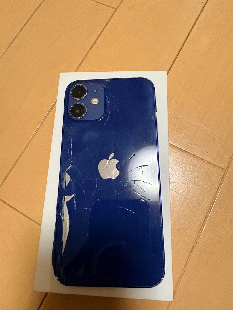 Apple iPhone 12 ブルー 画面割れあり