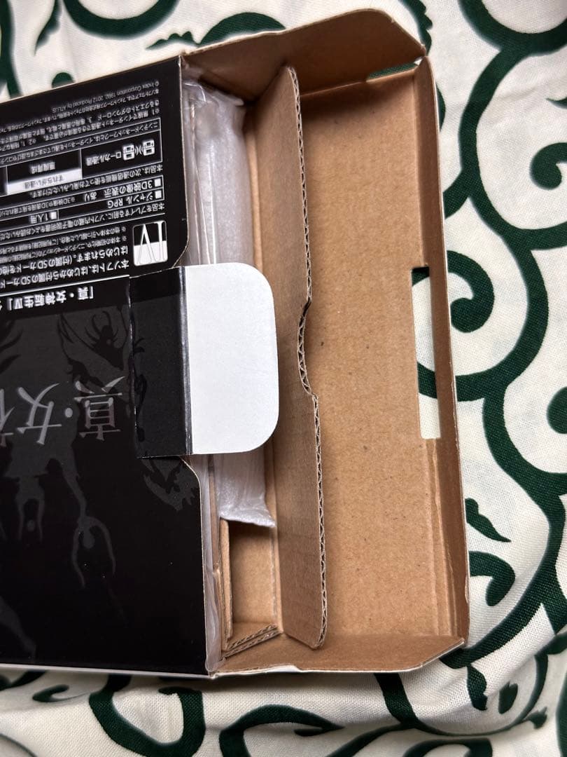 ニンテンドー3DS LL 真・女神転生IV 限定モデル 未使用 起動確認済