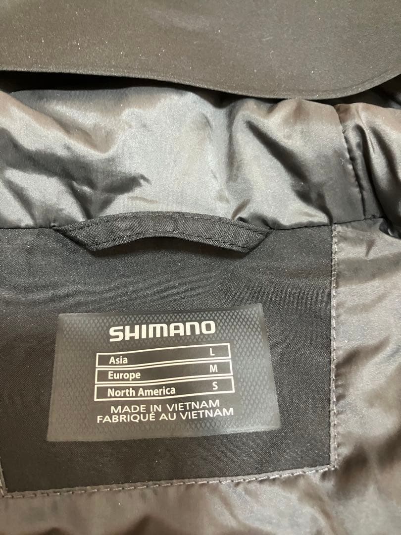 シマノ　ゴアテックス　フィッシングスーツ　Lサイズ　黒　中綿　防寒　防水