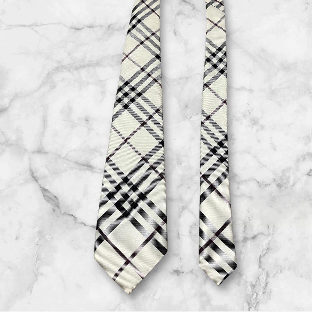 Burberry バーバリー　ネクタイ　ノバチェック