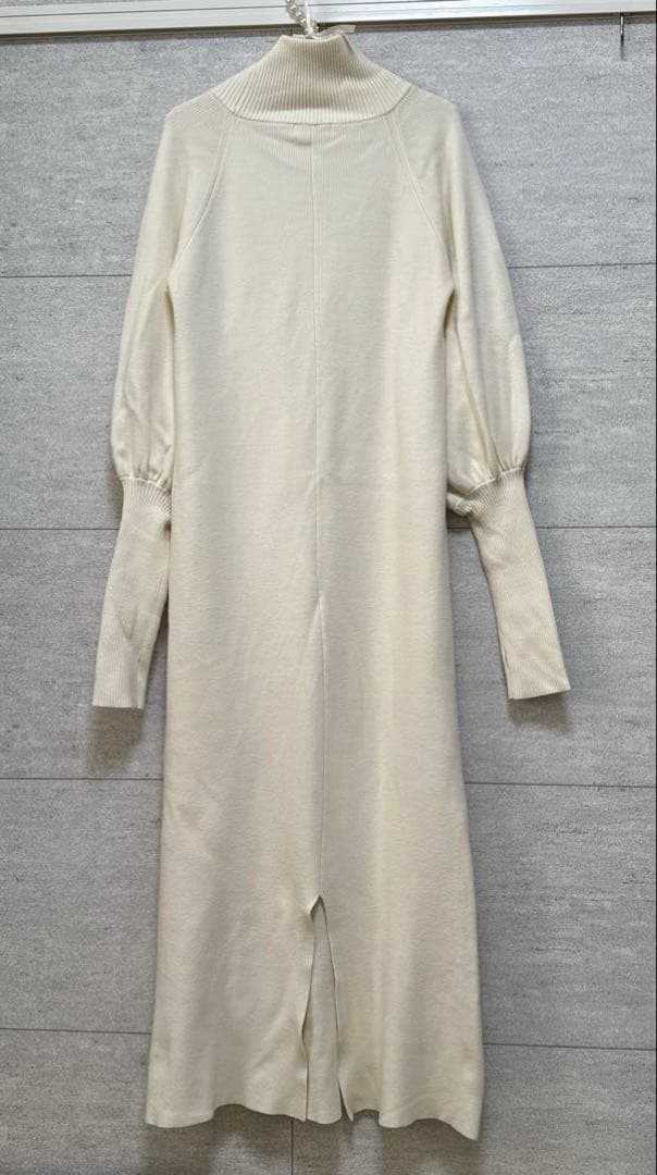 24AW Glam Lips カットアウトスリーブニットワンピース グラムリップ