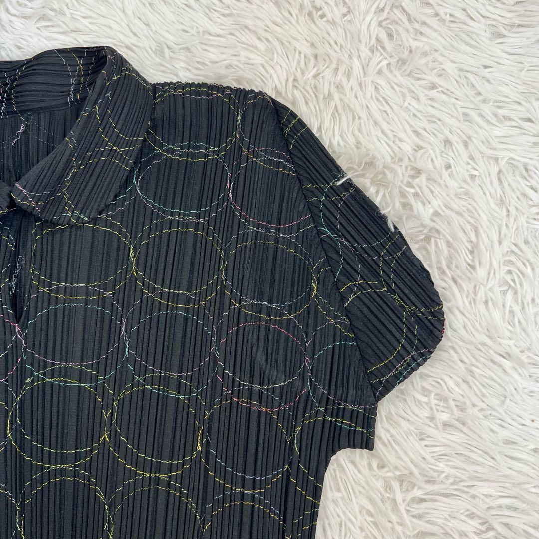 PLEATS PLEASEサークル刺繍 丸襟カットソー　半袖　変形スリーブ